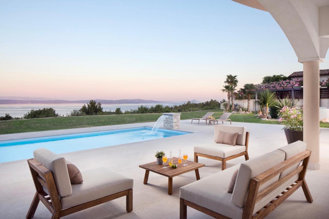 Luxury Panorama Vila With Amazing Seaview In Gondolici 7 Km From Rabac Labin  Kültér fotó