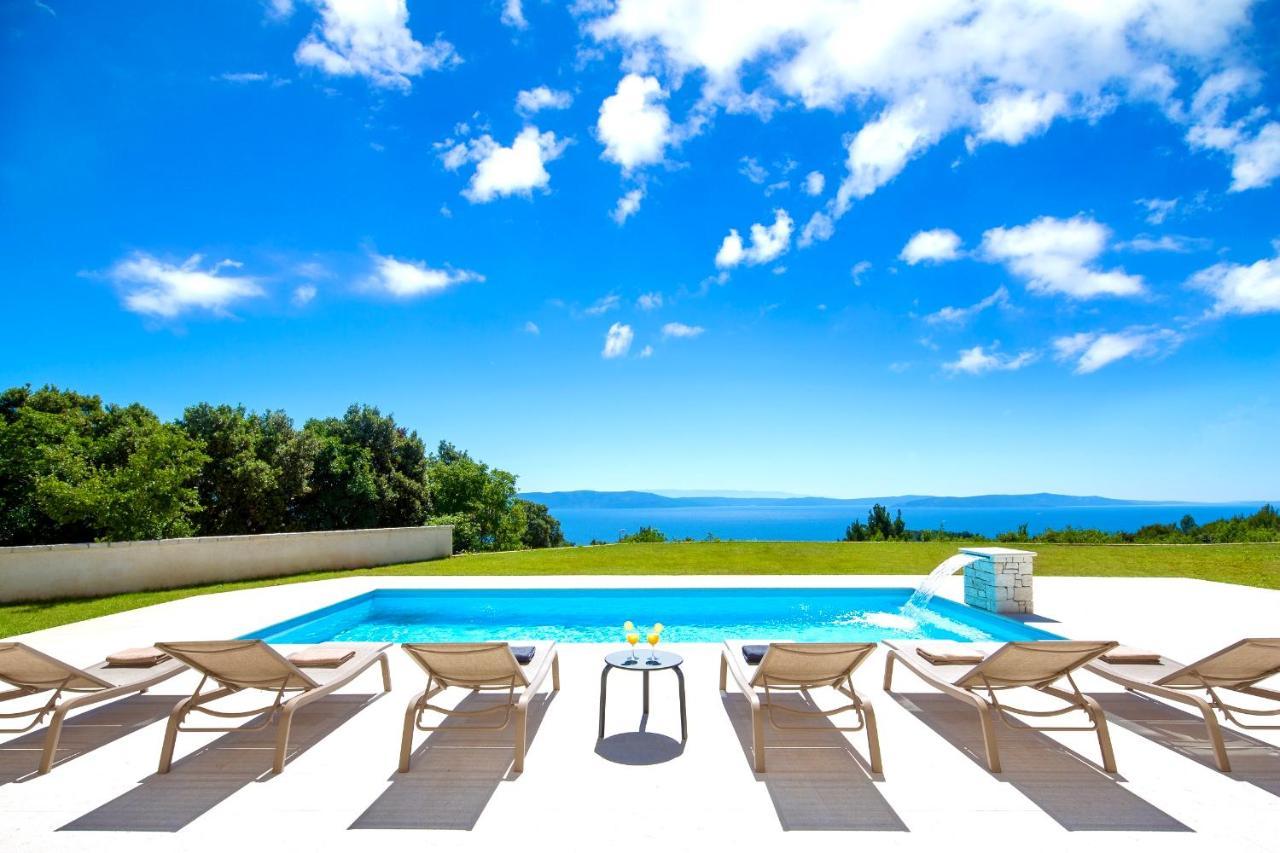 Luxury Panorama Vila With Amazing Seaview In Gondolici 7 Km From Rabac Labin  Kültér fotó