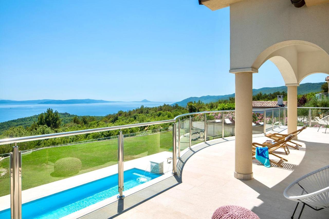 Luxury Panorama Vila With Amazing Seaview In Gondolici 7 Km From Rabac Labin  Kültér fotó