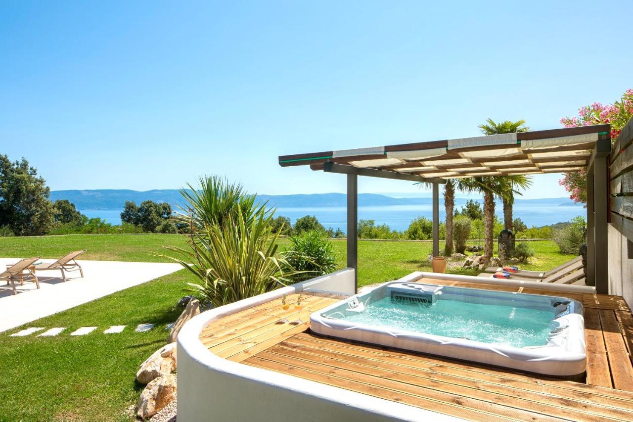 Luxury Panorama Vila With Amazing Seaview In Gondolici 7 Km From Rabac Labin  Kültér fotó